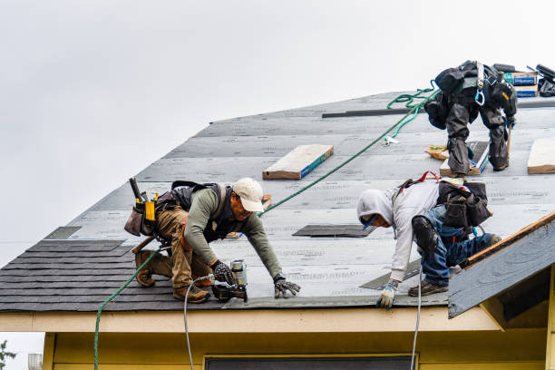 Professional Gutter Installation technician working in Saxon, SC